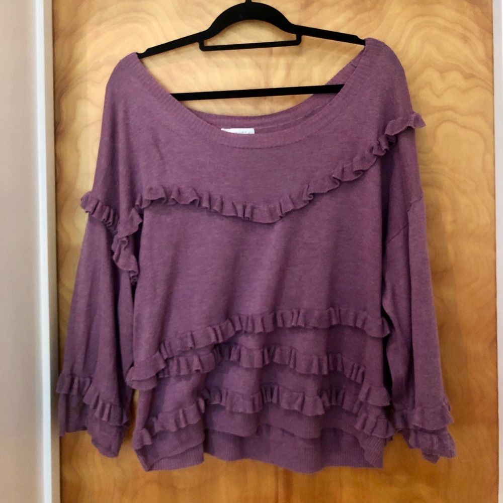 Hinge Ruffle Trim Sweater - Picture 3 of 4